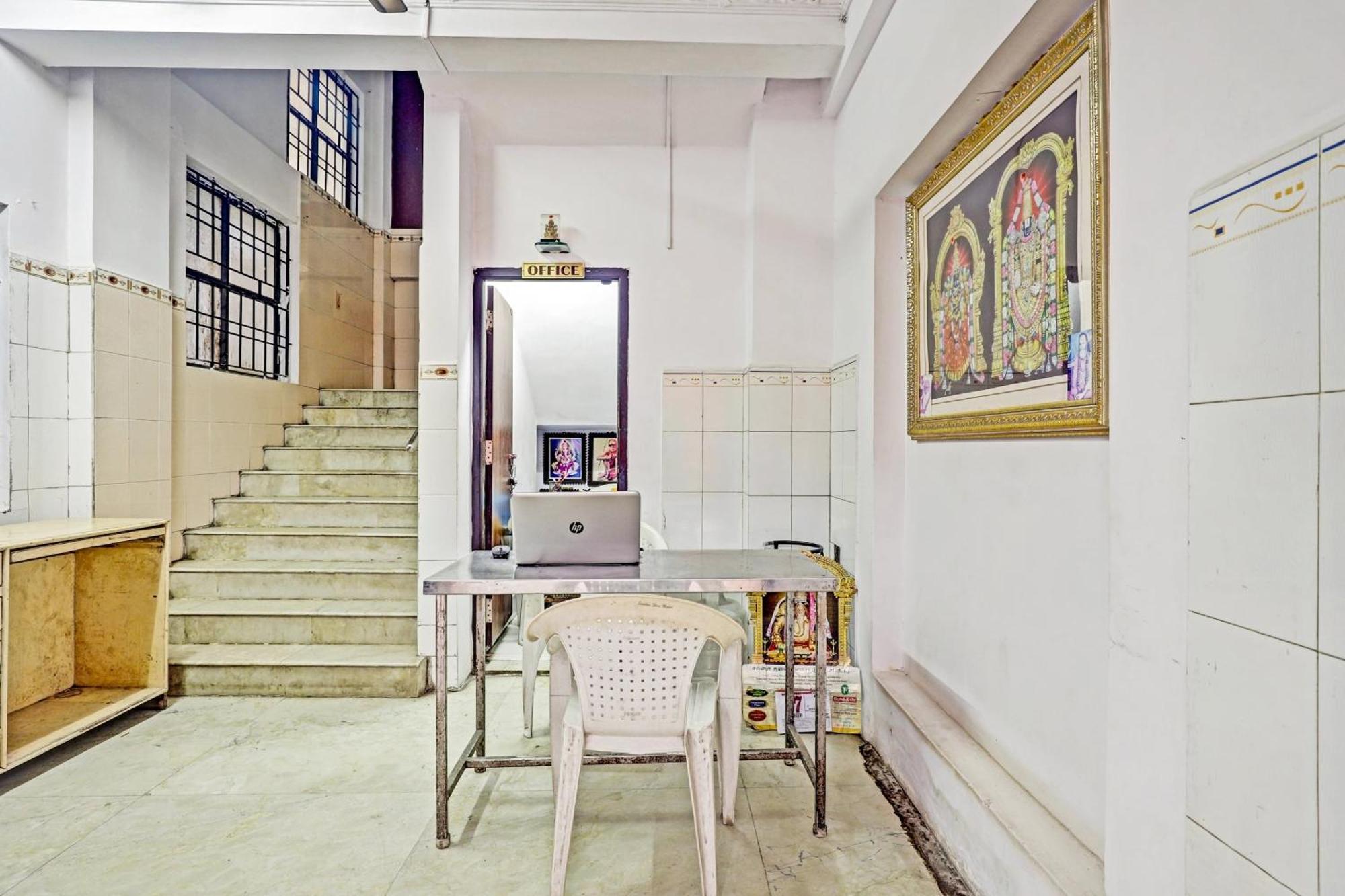 Hotel O Arunachala Guest House Chennai Extérieur photo